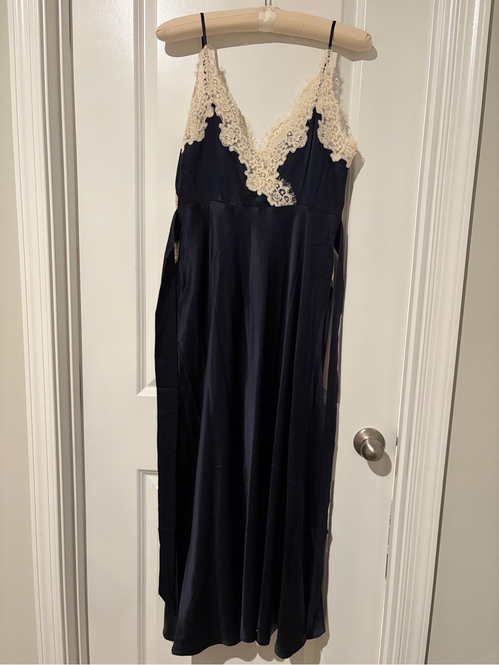 Doen Obelia Dress in Deep Navy - Picture 4 of 11